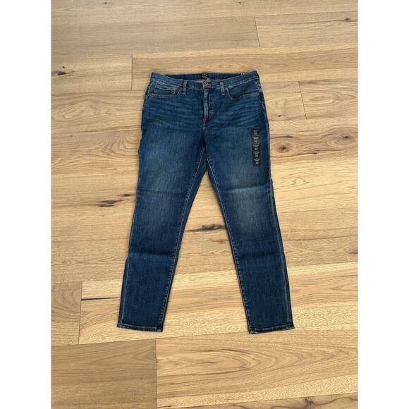 J Crew Womens Mid Rise Medium Wash Signature Stretch Skinny Jeans NWT Size 32 - Picture 2 of 9